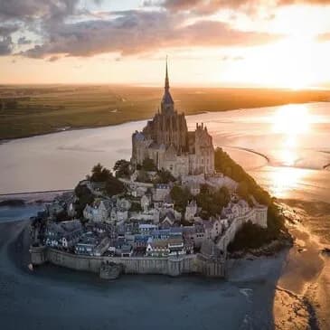 Billet Baptême en Hélicoptère - Survol du Mont Saint Michel