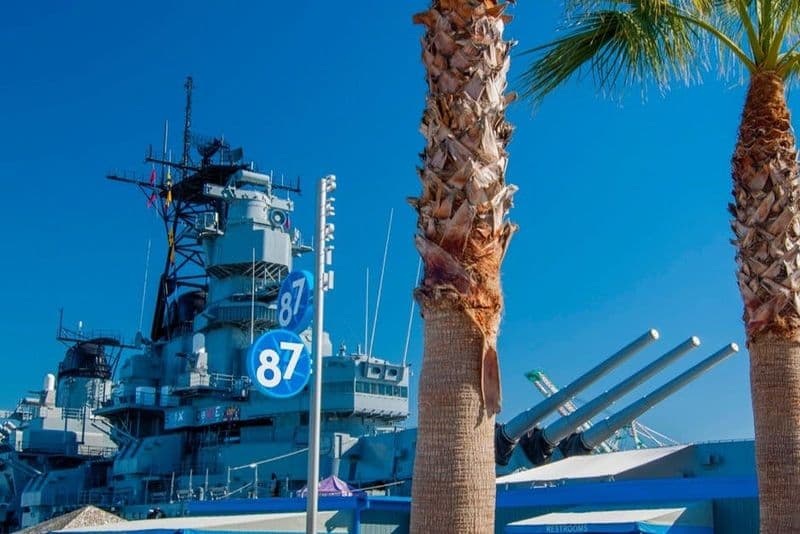 Billet Battleship IOWA Museum + Warner Bros. Studio Tour Hollywood