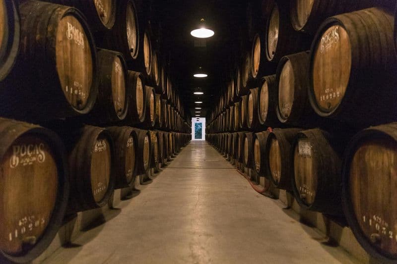 Billet Caves Poças : Visite guidée + dégustation de 3 vins de Porto