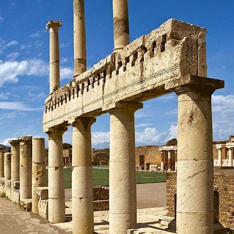 Billet Pompéi & Mont Vésuve : Visite guidée + Trajet aller-retour depuis Naples + Déjeuner