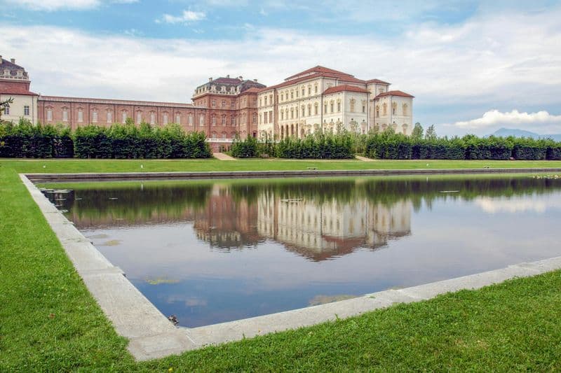 Billet Turin : Palais royal de Venaria Reale : Skip the Line + Hop-on Hop-off Bus Tour