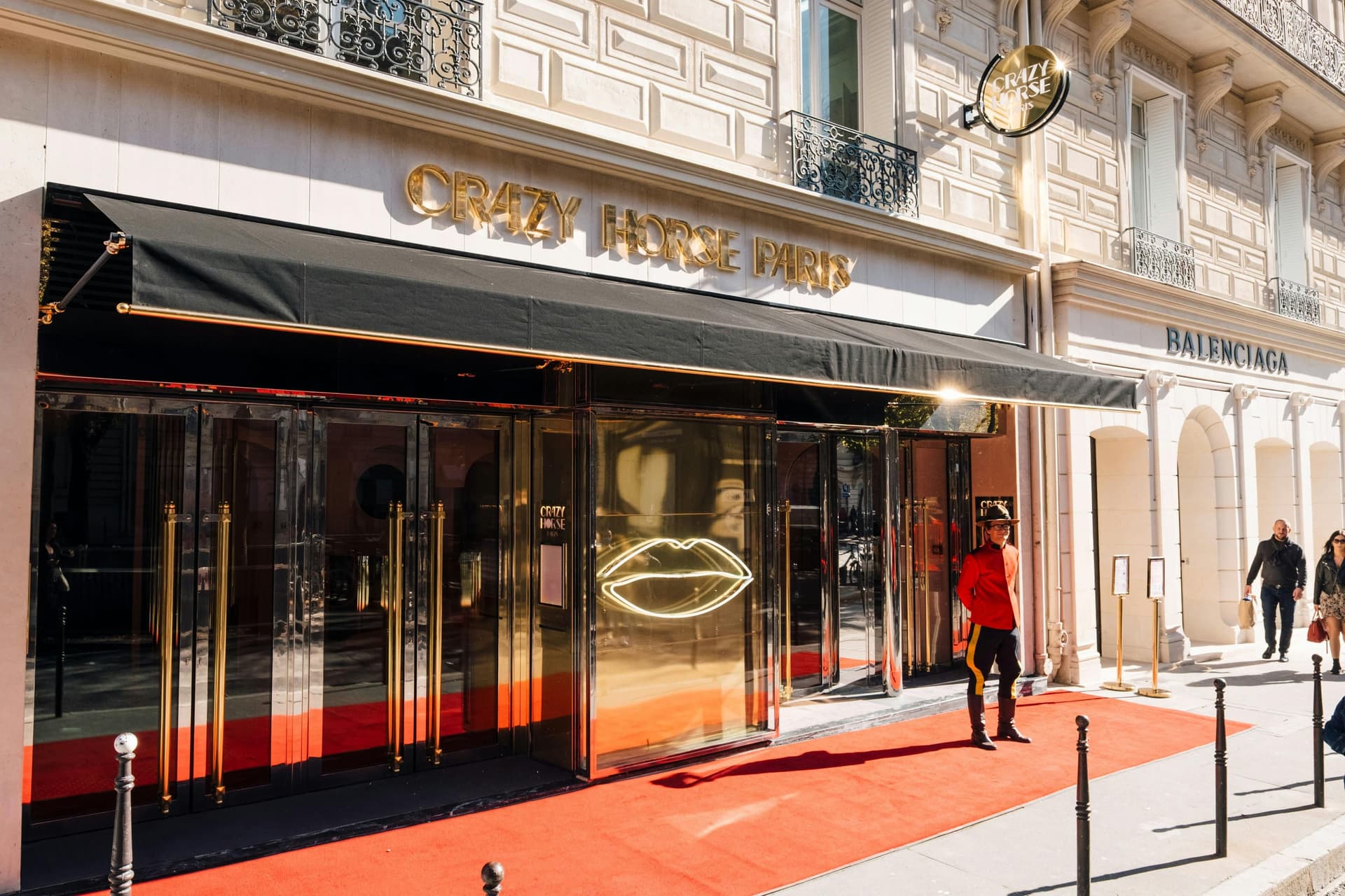 Billet Crazy Horse Paris : Spectacle + dîner au restaurant Ginger