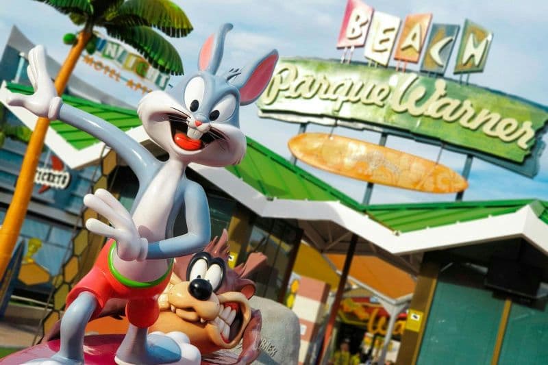 Billet Parque Warner Beach Madrid : Excursion d'une journée depuis Madrid