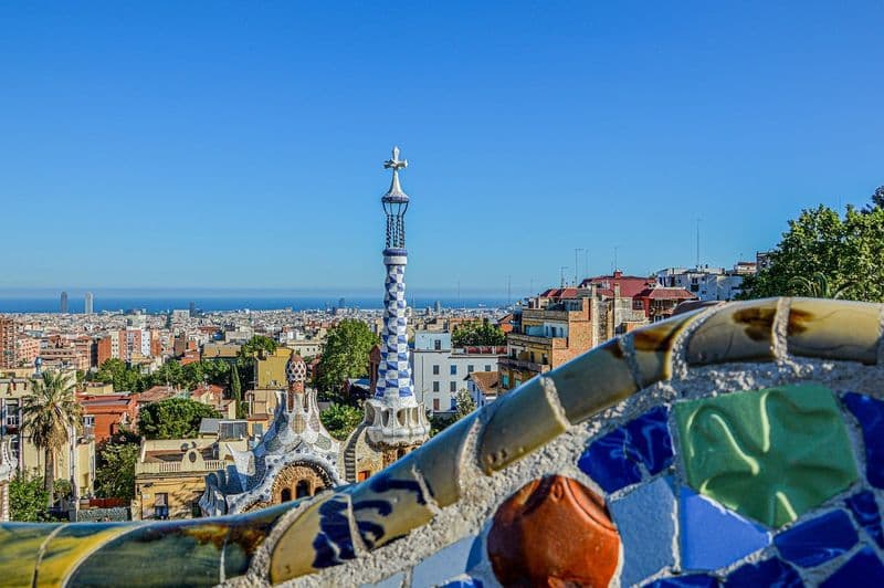 Billet Barcelone : Parc Güell + Téléphérique + Bus Hop-on Hop-off