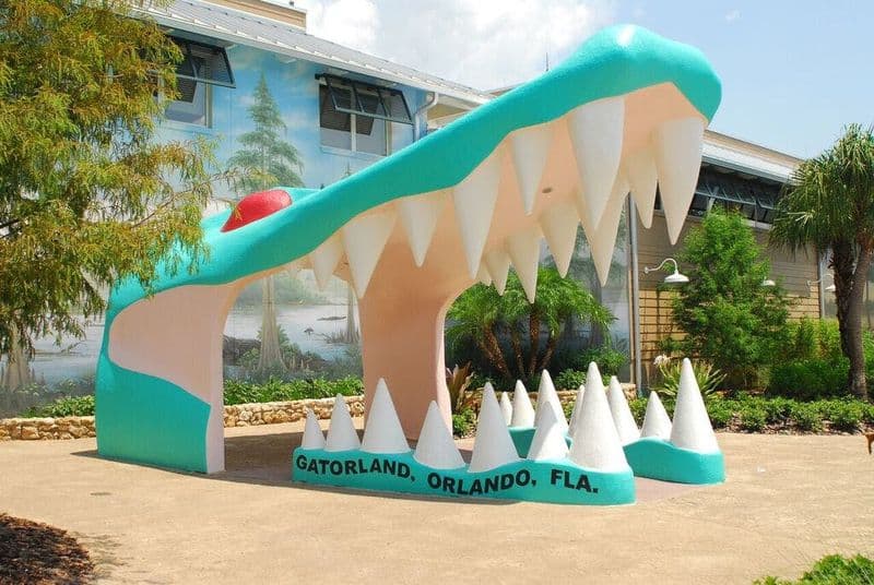 Billet Gatorland Orlando: Billet coupe-file