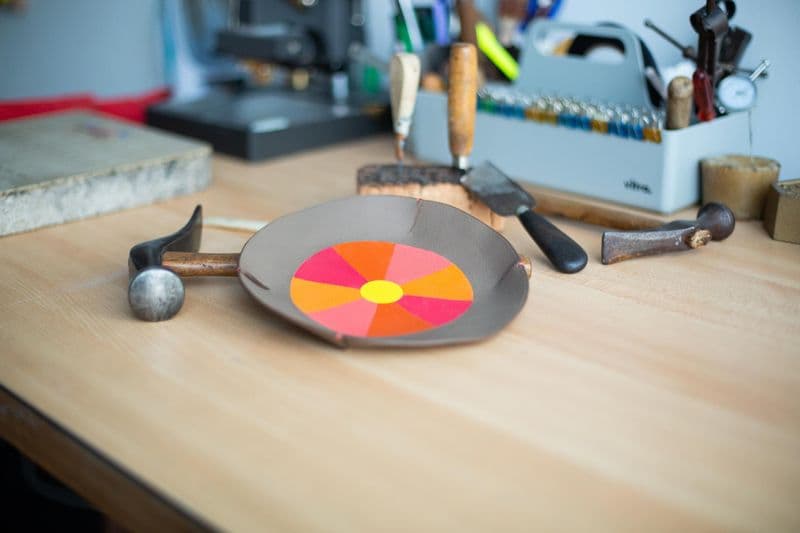 Billet Atelier - Réalisez votre vide-poche en marqueterie de cuir