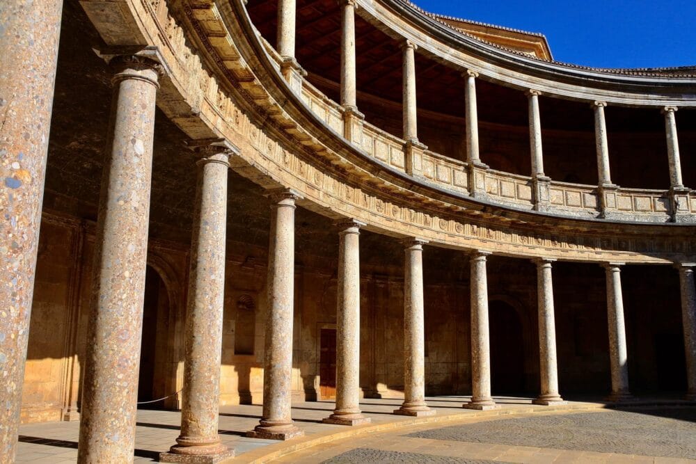 Intérieur du Palais de Charles Quint