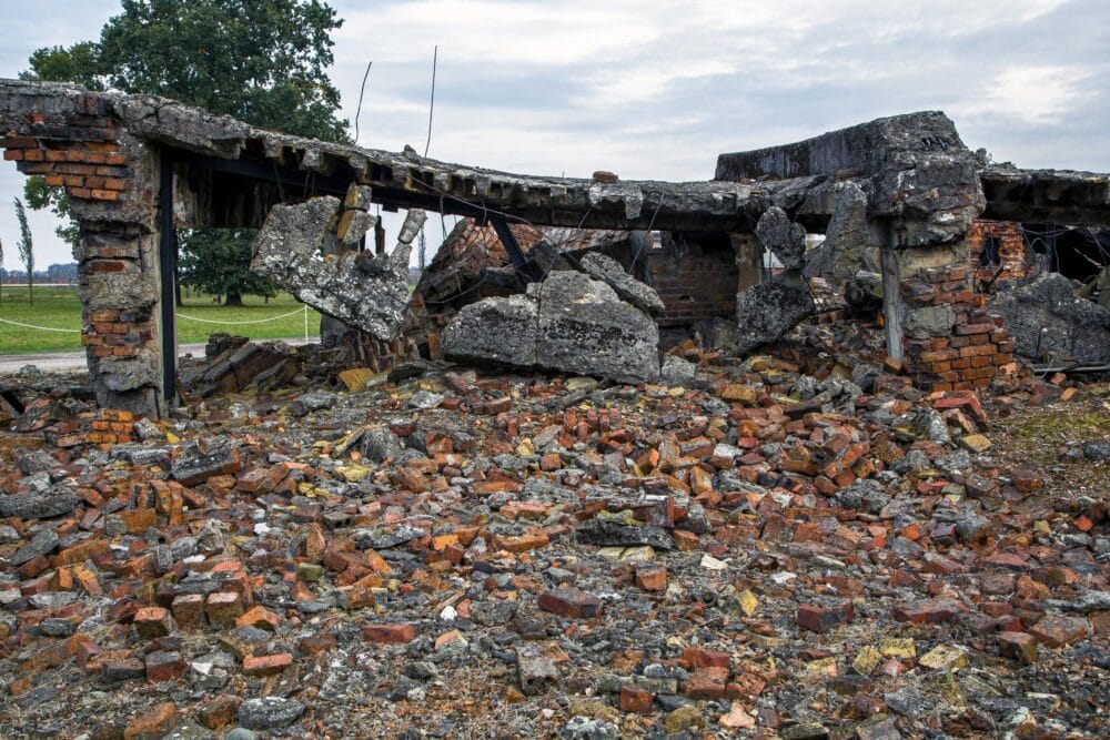 Les Restes des Chambres à Gaz de Birkenau