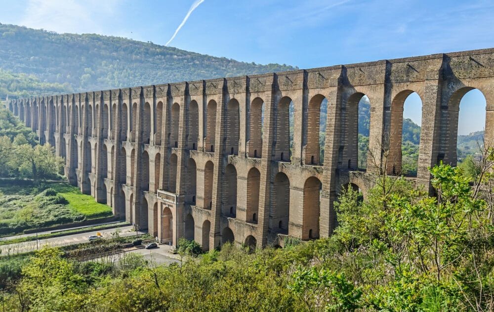 L'aqueduc de Vanvitelli
