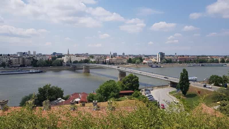 Billet De Belgrade : Novi Sad, tunnel secret de la forteresse de Petrovaradin