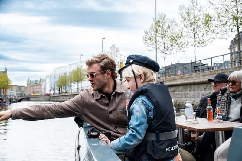 Billet Copenhague : croisière sur les canaux en bateau électrique avec guide et sites emblématiques