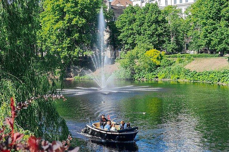 Billet Balade en bateau privé sur la rivière Daugava à Riga