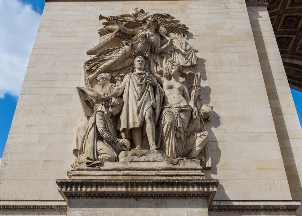 Le Triomphe de 1810 sur l'Arc de Triomphe à Paris