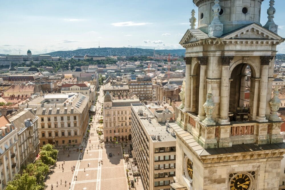 Clocher de la Basilique Saint-Étienne à Budapest