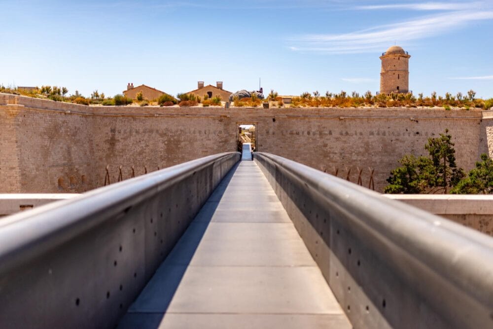 Passerelles reliant le MUCEM et le Fort Saint-Jean
