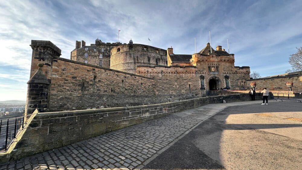Vue captivante sur le château d'Édimbourg